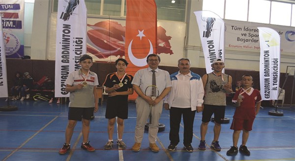 Badminton rüzgarı 15 Temmuz için esti