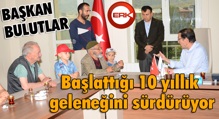 Başkan Bulutlar, başlattığı 10 yıllık geleneğini sürdürüyor