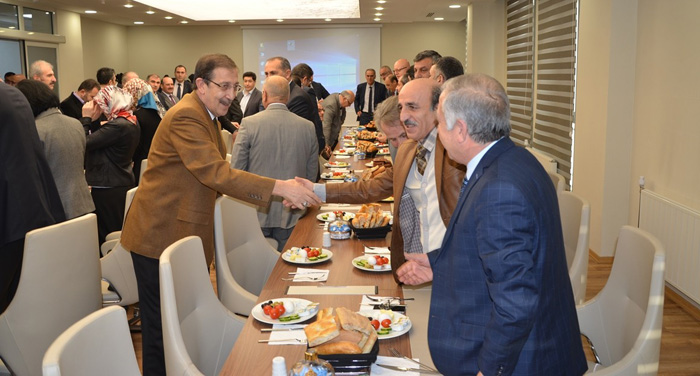 Başkan Bulutlar, okul müdürleriyle bir araya geldi