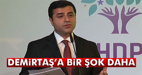 Cezaevindeki Selahattin Demirtaş’a bir şok daha