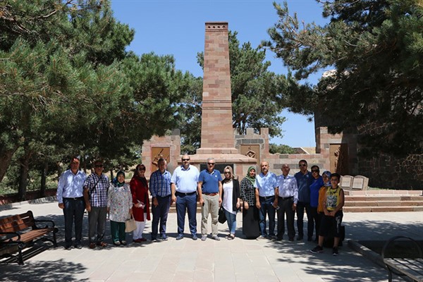 KKTC’den Erzurum çıkarması