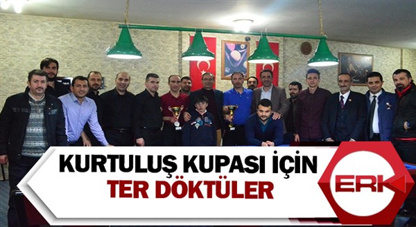 Kurtuluş kupası için ter döktüler