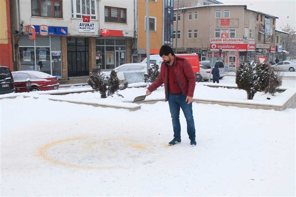 Narmanlı esnaftan örnek davranış