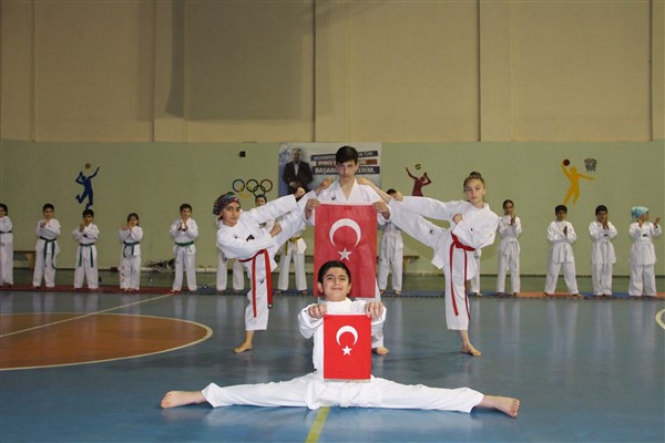 Oltu’da Taekwondo Kuşak Sınavı yapıldı