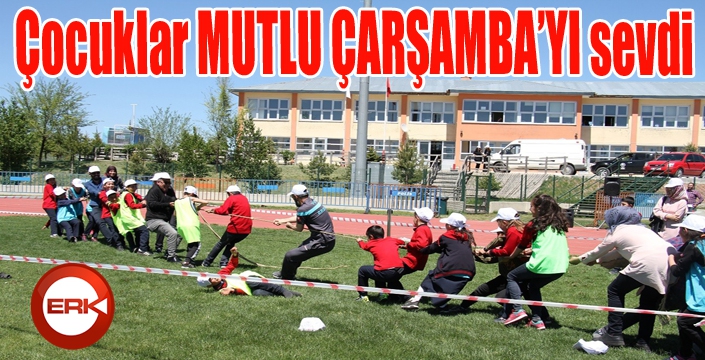 Çocuklar Mutlu Çarşamba’yı sevdi