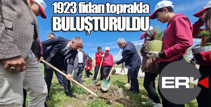 Cumhuriyet’in 100. yılında 1923 fidan toprakla buluşturuldu