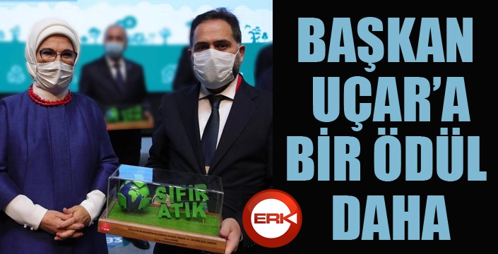 ‘Sıfır Atık Fikir ve Proje’ yarışmasında Yakutiye Belediye Başkanı Uçar’a ödül